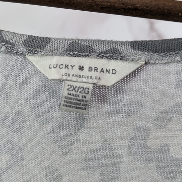 Lucky Brand Shirt Womens 2X Gray Leopard Animal Print V Neck Long Sleeve Dolman - Picture 3 of 12